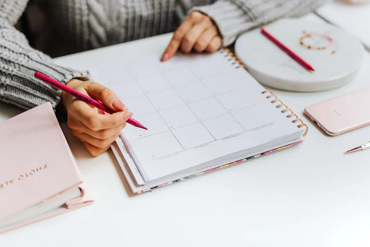 How to Build a Social Media Content Calendar That Survives